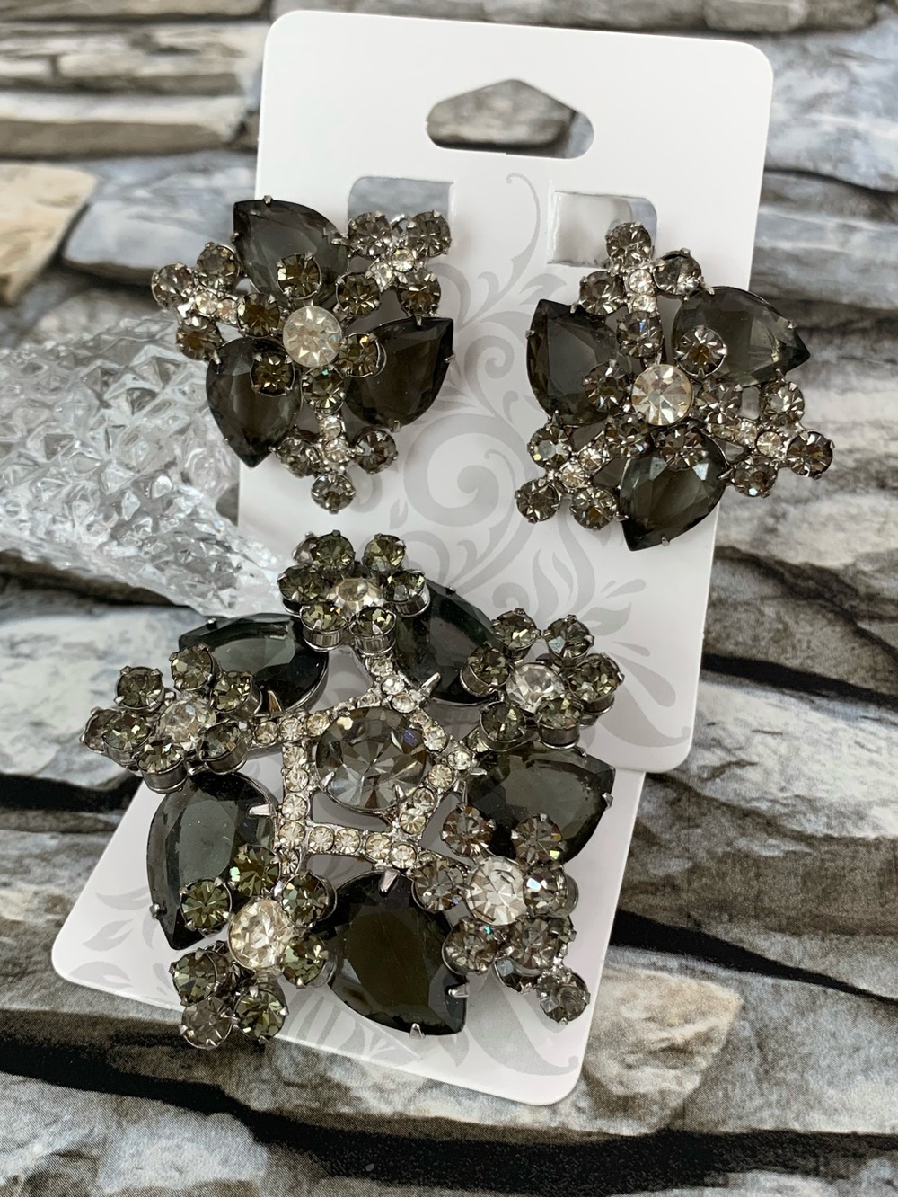 Verified Juliana D&E DeLizza Elster Floret Pear Rhinestones Brooch Earrings Set